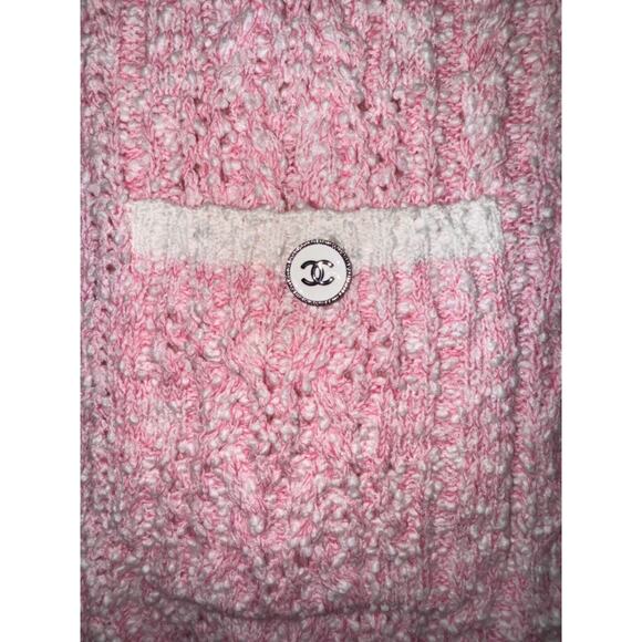 Chanel 24P Pink White Knit Boucle CC Logo Button Long Sleeve Cardigan Sweater 36 - Picture 7 of 16